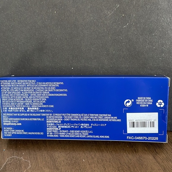 Disney 2021 collectible key new - Picture 2 of 3